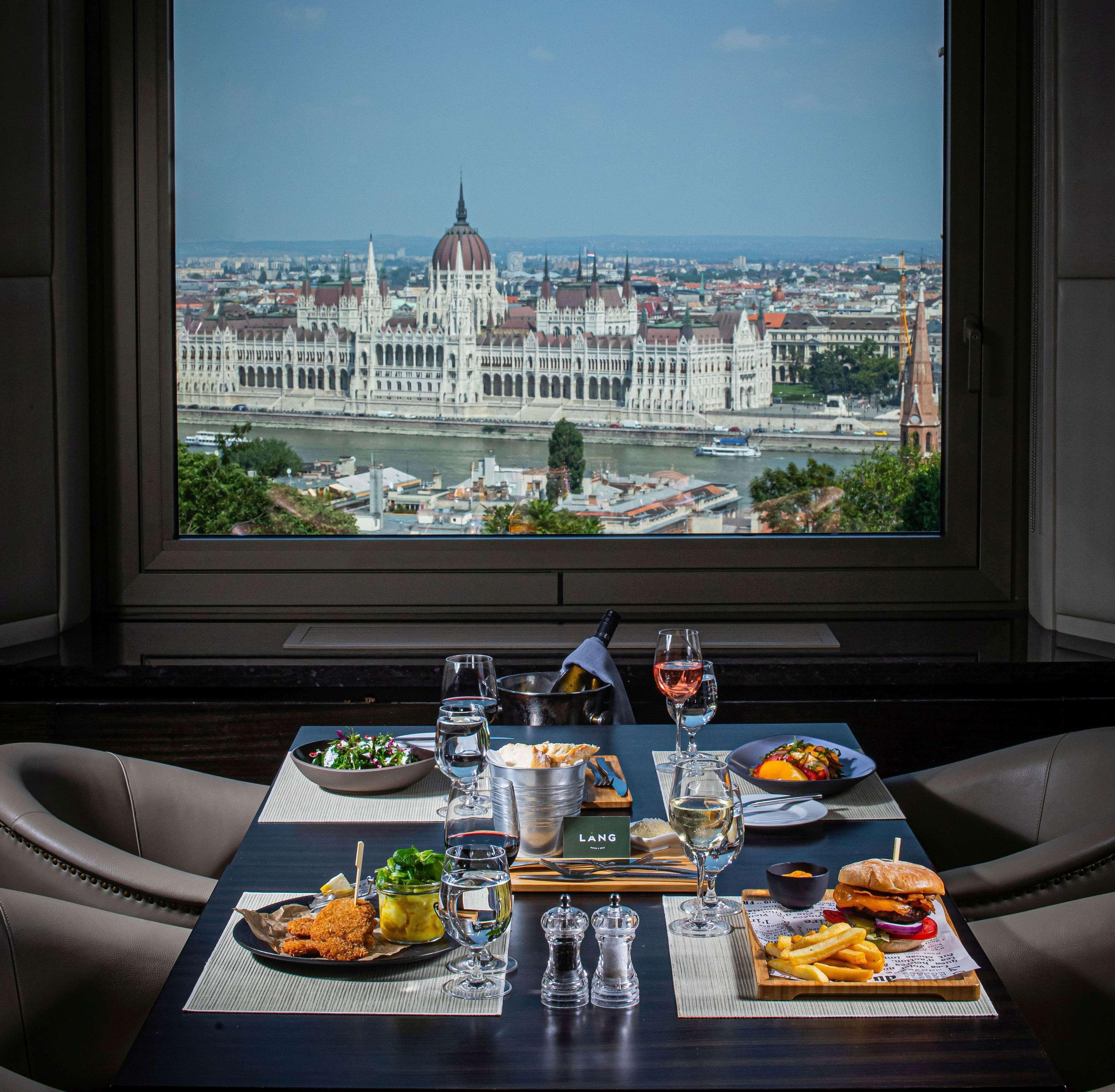 Hilton Budapest Esterno foto